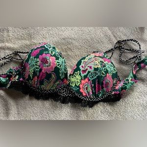 👙 floral Bikini TOP-CUTE! Never worn without tags